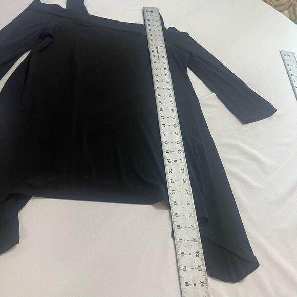 Clara Sun Woo Cold Shoulder Black Lagenlook Top Tunic Blouse Size Medium - Picture 4 of 6